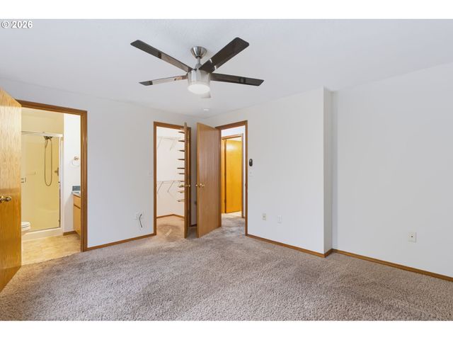 10021 Ne 20TH St, Vancouver, WA 98664