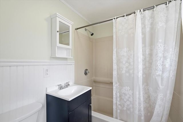11 3rd Ave., Lakeville, MA 02347