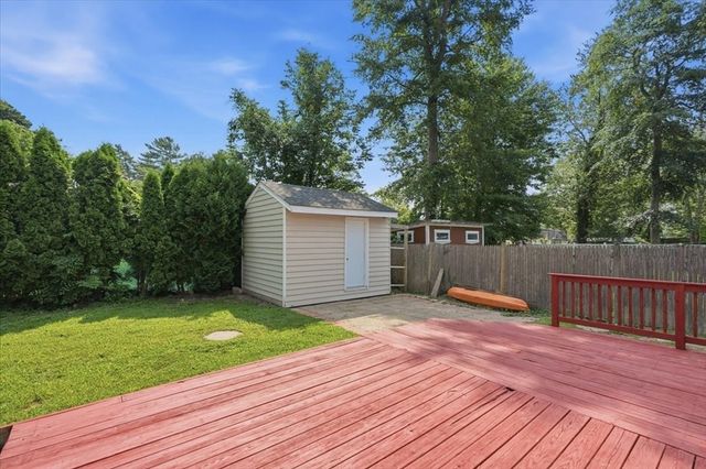 11 3rd Ave., Lakeville, MA 02347