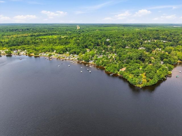 11 3rd Ave., Lakeville, MA 02347