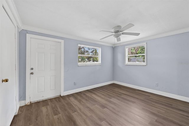 709 E CRENSHAW STREET, Tampa, FL 33604