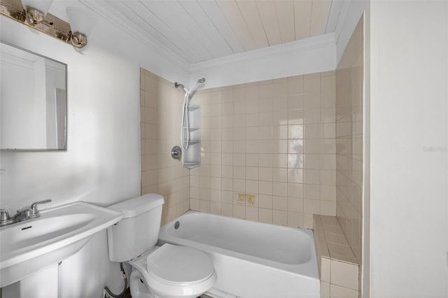 709 E CRENSHAW STREET, Tampa, FL 33604