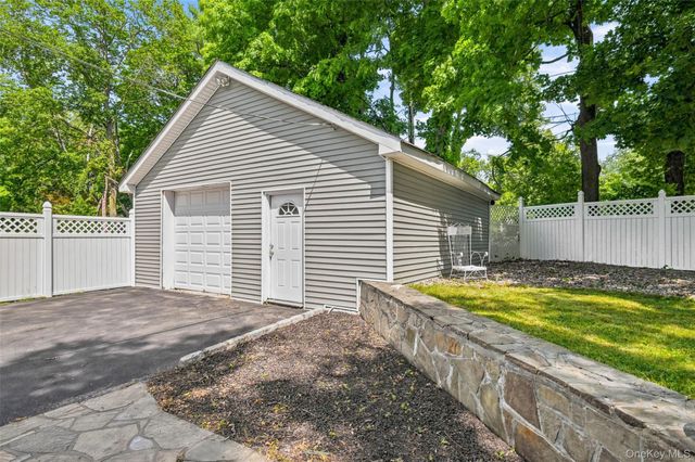 14 Howard Street, Cornwall, NY 12518