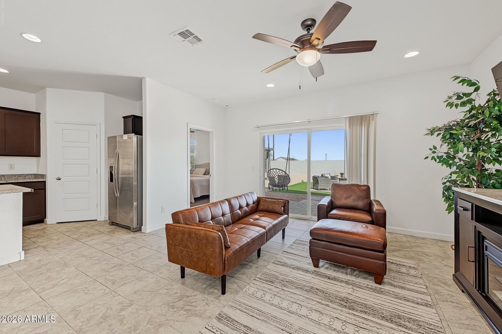 38080 W AMALFI Avenue, Maricopa, AZ 85138 — photo 2
