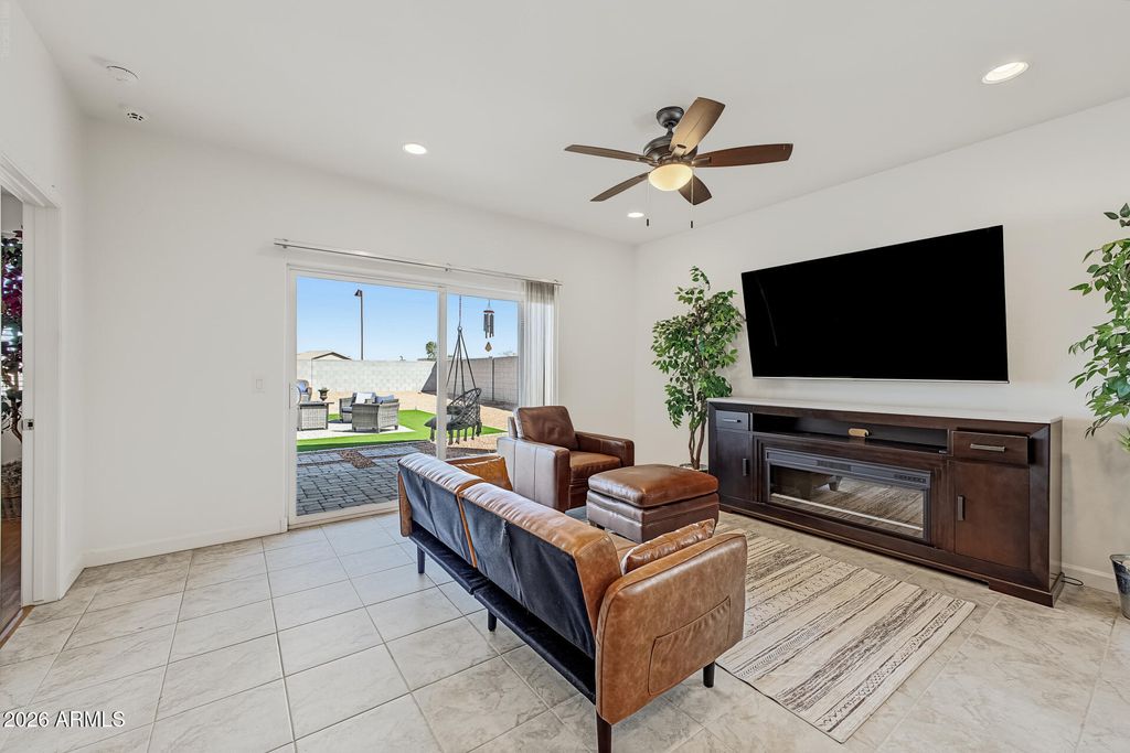 38080 W AMALFI Avenue, Maricopa, AZ 85138 — photo 4