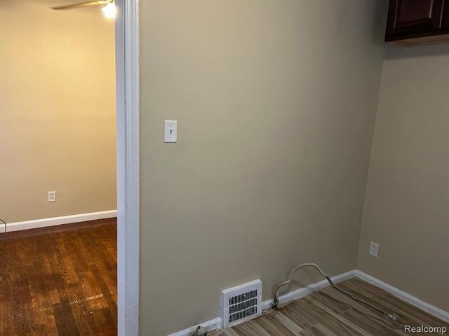 18515 Greenfield Road, Detroit, MI 48235