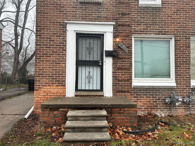 18515 Greenfield Road, Detroit, MI 48235