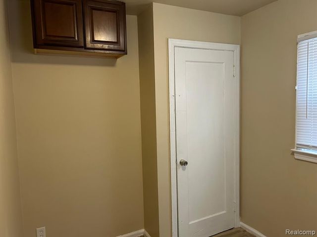 18515 Greenfield Road, Detroit, MI 48235