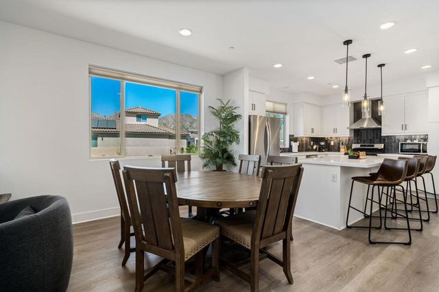 80317 Redstone Way, La Quinta, CA 92253