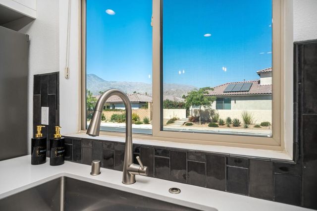 80317 Redstone Way, La Quinta, CA 92253