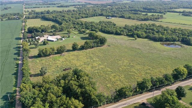 1013 2400th Street, Laharpe, KS 66751