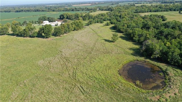 1013 2400th Street, Laharpe, KS 66751