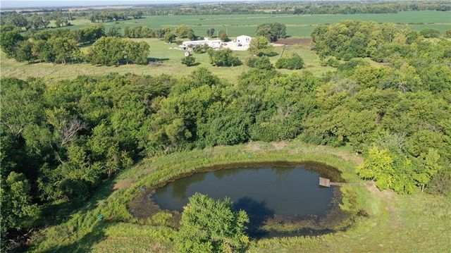 1013 2400th Street, Laharpe, KS 66751