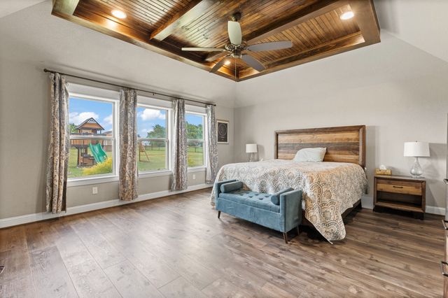 9708 Puma Trail, Godley, TX 76044