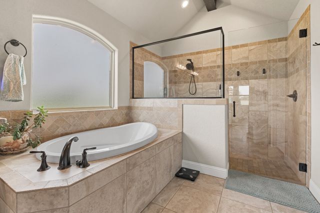 9708 Puma Trail, Godley, TX 76044