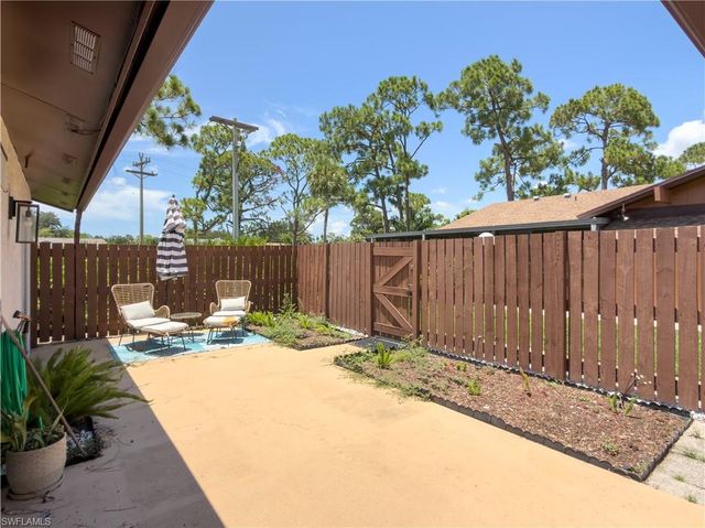 5638 Foxlake DR, North Fort Myers, FL 33917