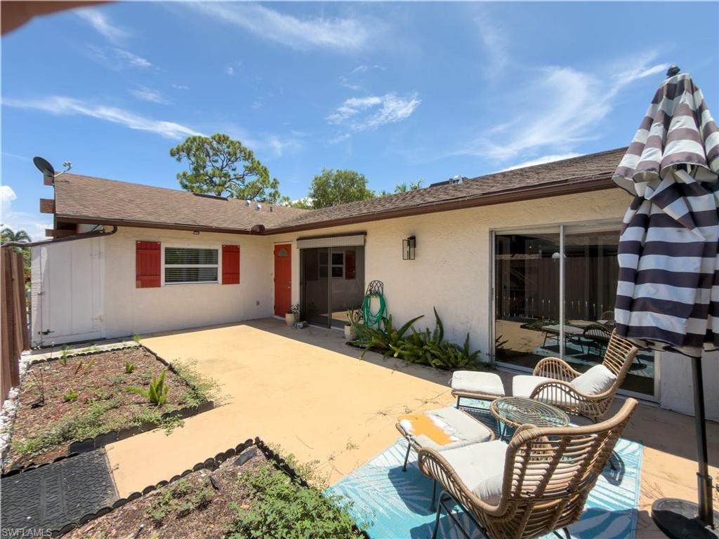 5638 Foxlake DR, NORTH FORT MYERS, FL 33917 — photo 4