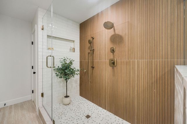 8713 Timberside Drive, Houston, TX 77025