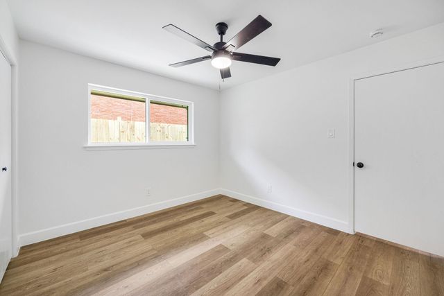 8713 Timberside Drive, Houston, TX 77025