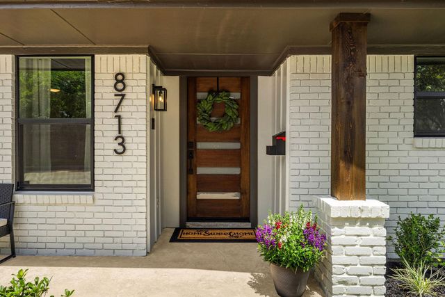 8713 Timberside Drive, Houston, TX 77025