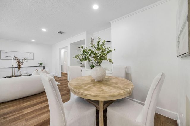 8713 Timberside Drive, Houston, TX 77025