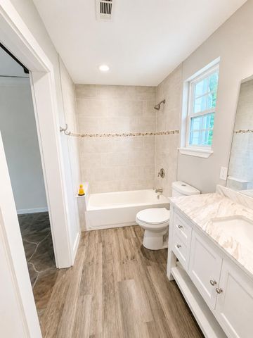 1007 Cowan Ave Avenue, Conroe, TX 77301