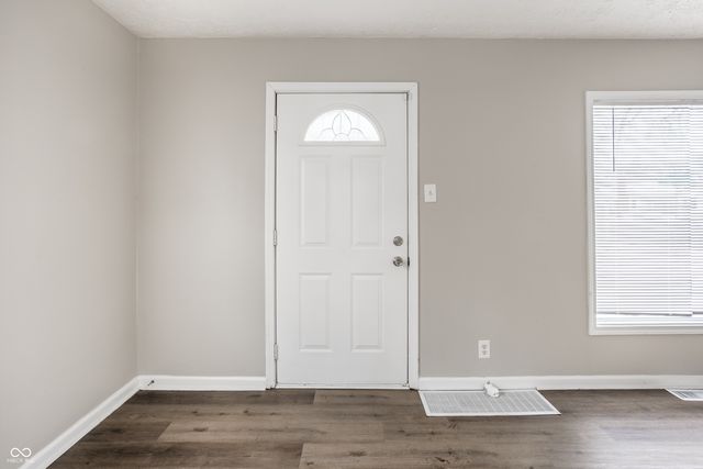 5704 N Keystone Avenue, Indianapolis, IN 46220