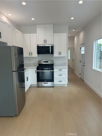 11052 Emelita Street, North Hollywood, CA 91601