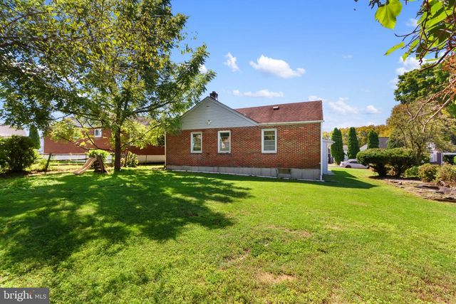 1740 BAYARD ST, Bethlehem, PA 18017