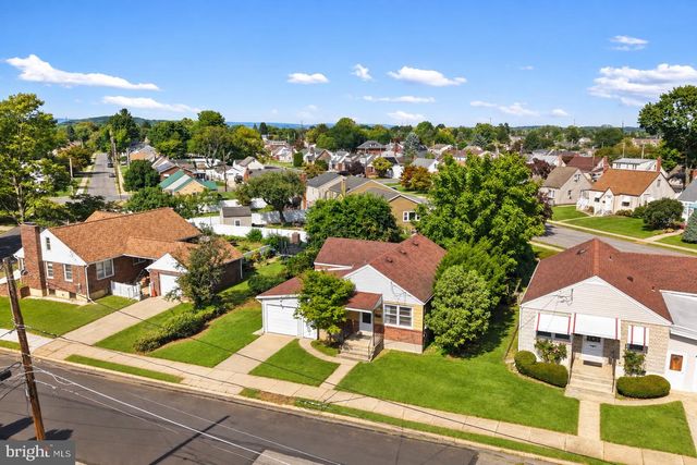 1740 BAYARD ST, Bethlehem, PA 18017