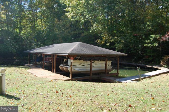 5400 SPINNAKER WAY, Mineral, VA 23117