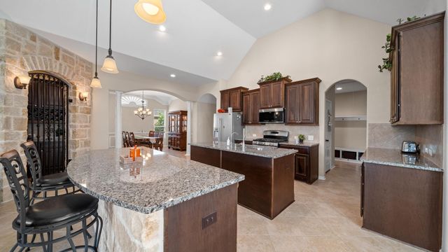 7935 Lake Commons Drive, Rosenberg, TX 77469