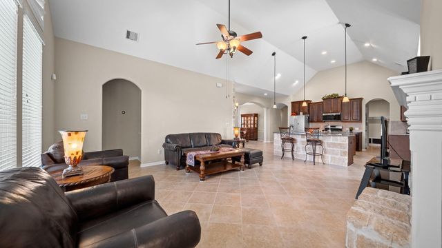 7935 Lake Commons Drive, Rosenberg, TX 77469