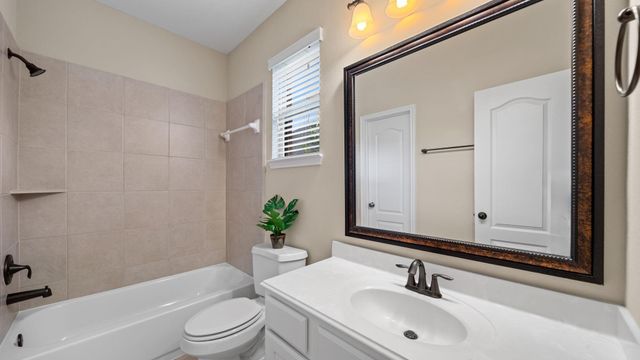 7935 Lake Commons Drive, Rosenberg, TX 77469