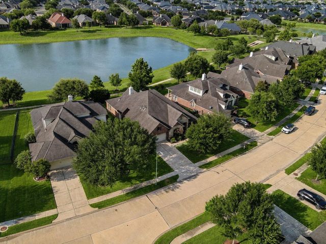 7935 Lake Commons Drive, Rosenberg, TX 77469
