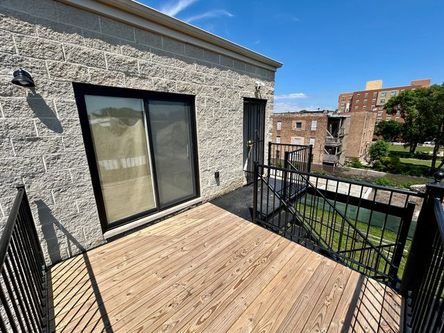 5331 S Calumet Avenue, Chicago, IL 60615