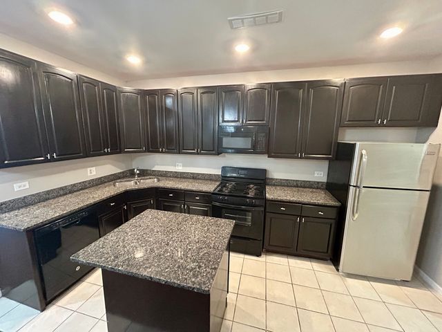 5331 S Calumet Avenue, Chicago, IL 60615