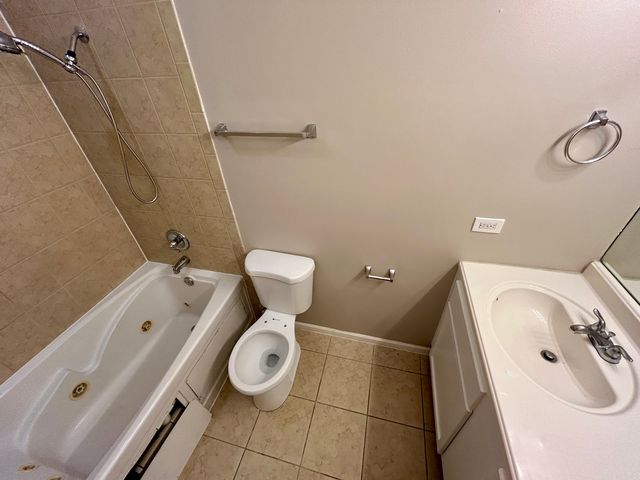 5331 S Calumet Avenue, Chicago, IL 60615