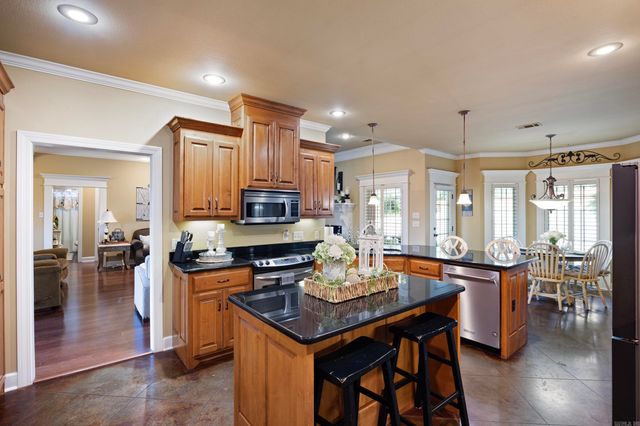 27 Woodridge Drive, Greenbrier, AR 72058