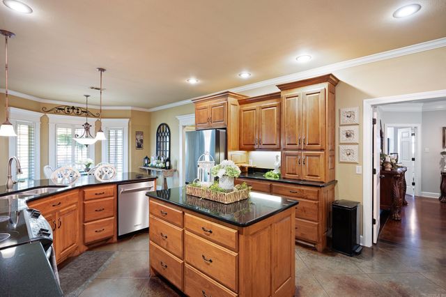 27 Woodridge Drive, Greenbrier, AR 72058