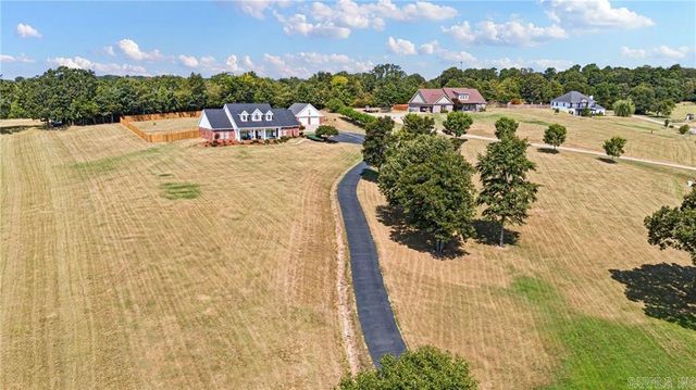 27 Woodridge Drive, Greenbrier, AR 72058