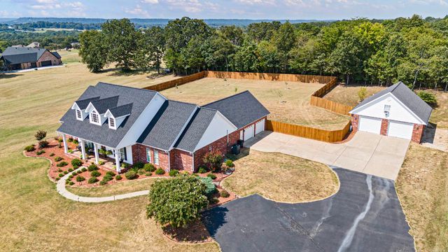 27 Woodridge Drive, Greenbrier, AR 72058