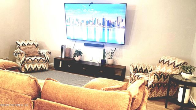 7882 ISLAND FOX Road, Jacksonville, FL 32222