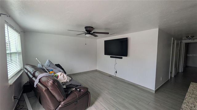5723 9TH STREET CIRCLE E, Bradenton, FL 34203