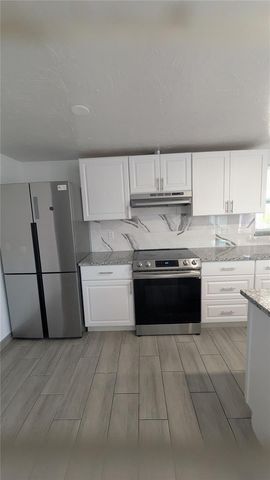 5723 9TH STREET CIRCLE E, Bradenton, FL 34203
