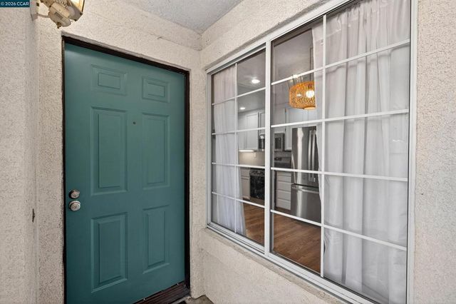 1758 Nandina Ct, Antioch, CA 94531