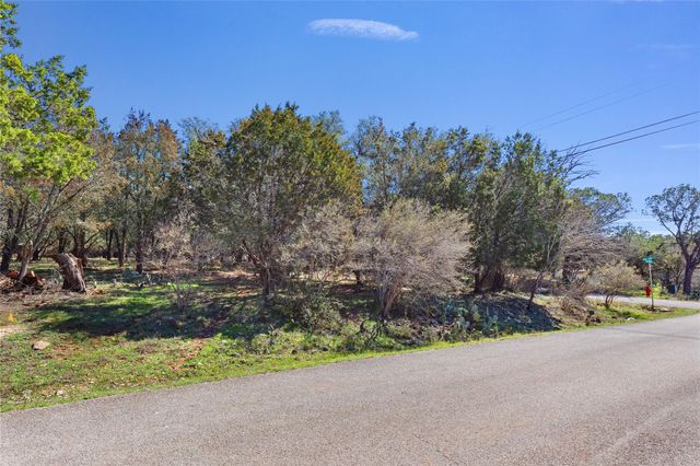 22000 Mockingbird ST, Lago Vista, TX 78645
