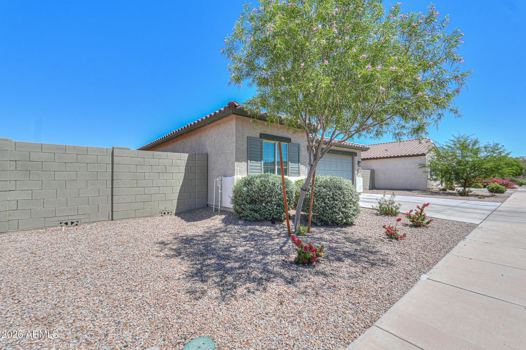 748 E RUBY Drive, Casa Grande, AZ 85122 — photo 3