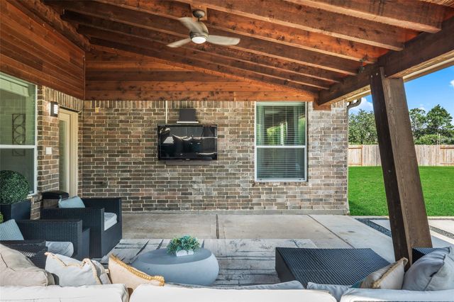 24910 Waterstone Estates Circle W, Tomball, TX 77375