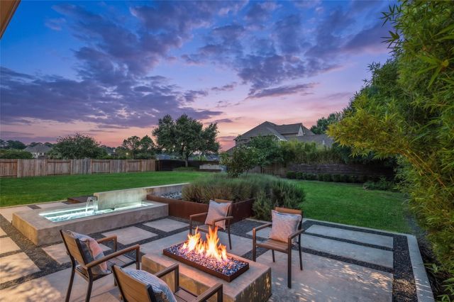 24910 Waterstone Estates Circle W, Tomball, TX 77375